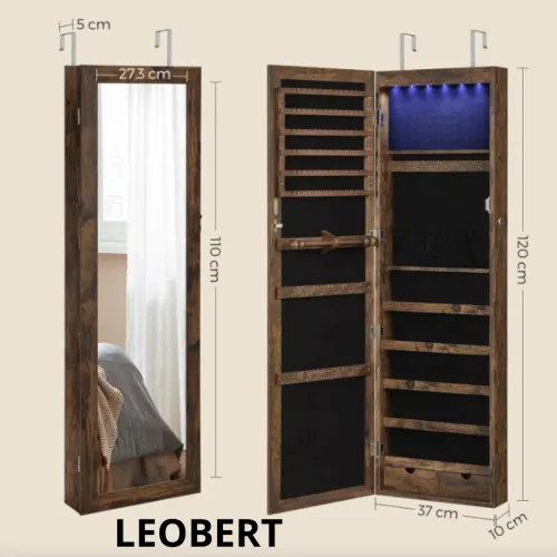 Большое зеркало для удобной примерки Большое зеркало для удобной примерки