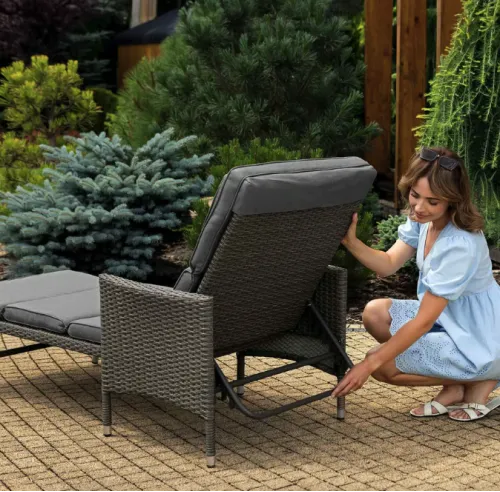 Эргономичная форма кресла-шезлонга Эргономичная форма кресла-шезлонга