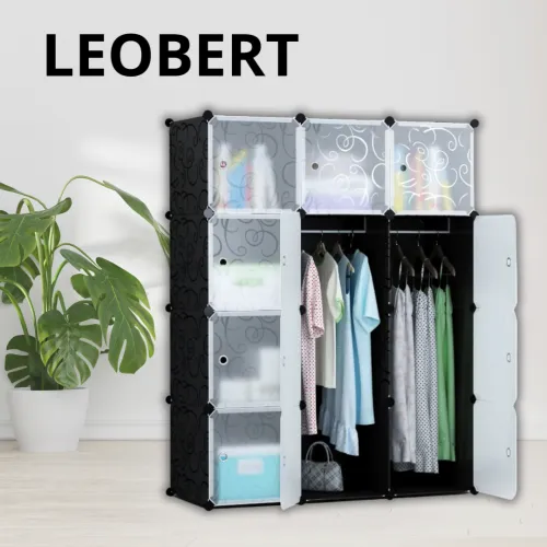 Функціональна шафа-гардероб