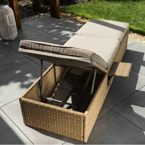 Регулировка положения спинки и подножки