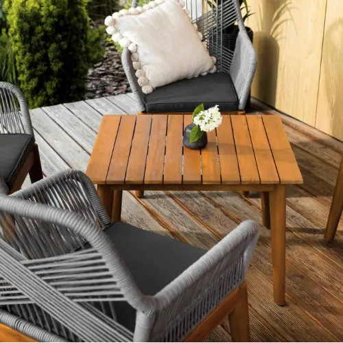 Элегантный деревянный стол Элегантный деревянный стол